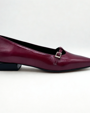 Zapato Daniela Vega Burdeos