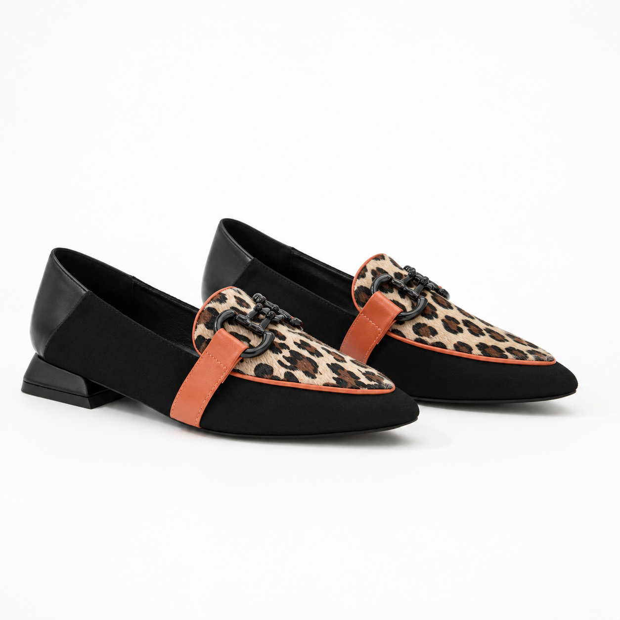 Mocasín Azarey Negro y Animal Print - Imagen 3