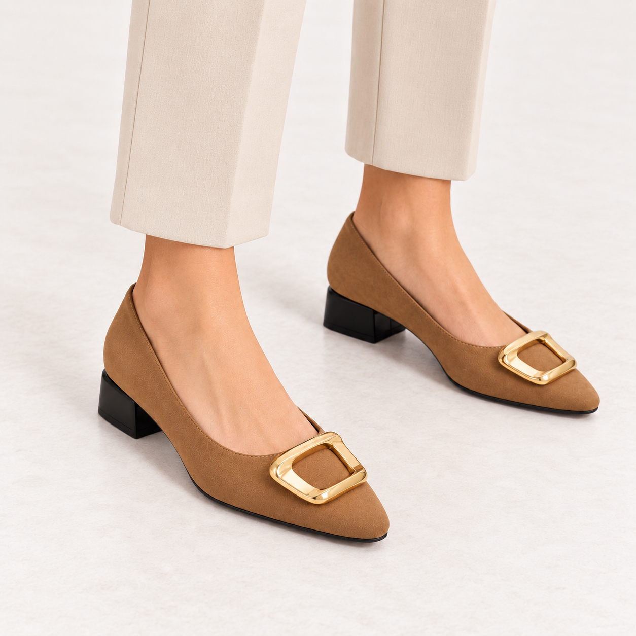 Zapato Daniela Vega Adorno Taupe - Imagen 2